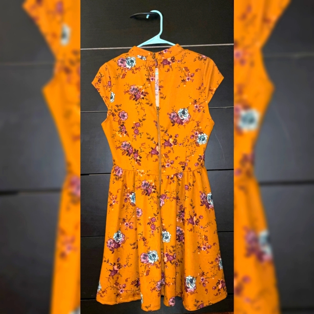 Floral orange casual dress, size L